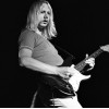 KERRY LIVGREN